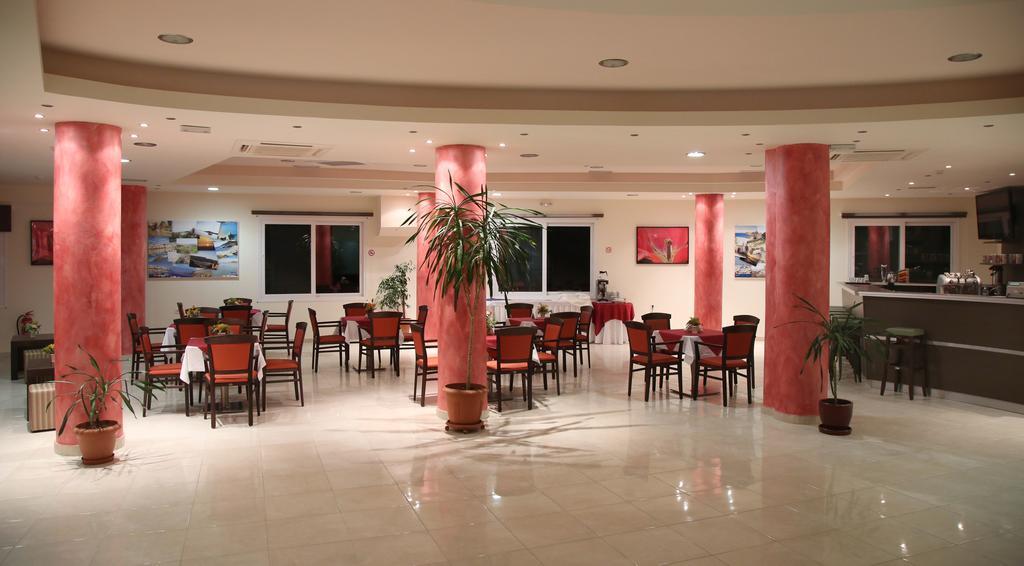 Hotel Sea Breeze Sitia  Esterno foto